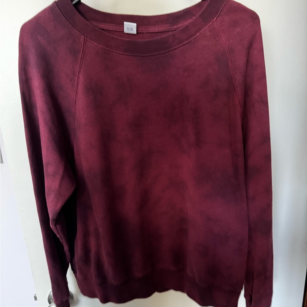 Small Old Navy Maroon Tie Dye Crewneck Sweatshirt